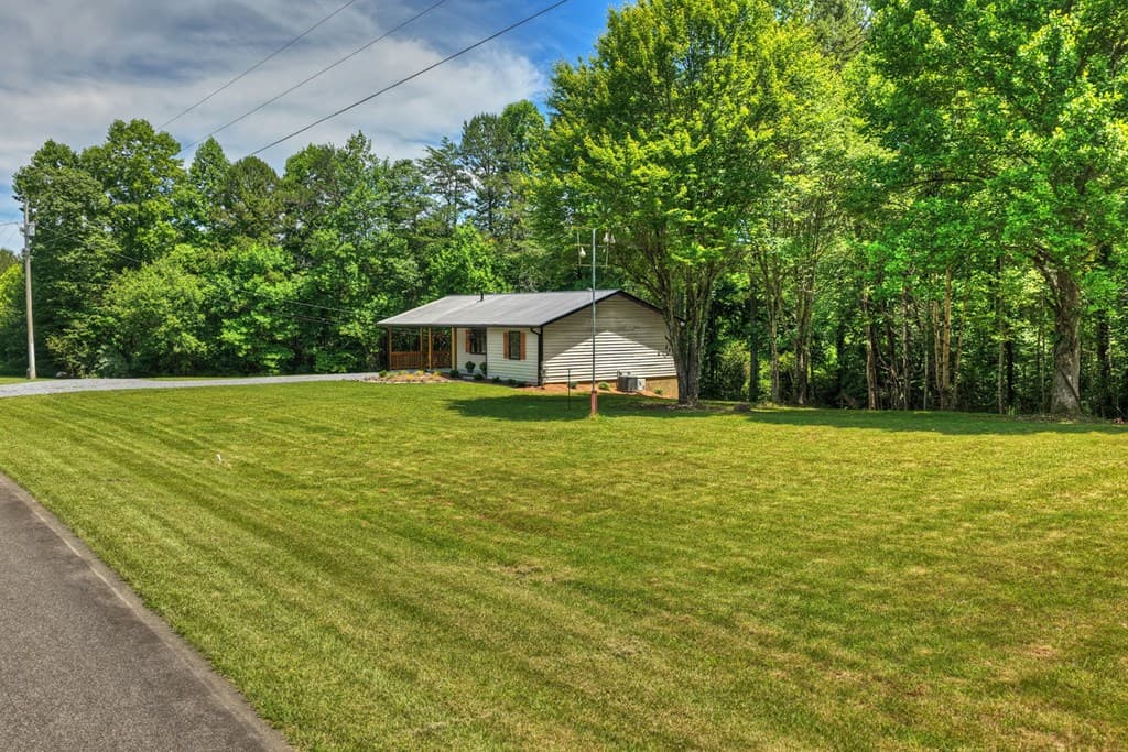 569 Number 20 Mine Road, Mccaysville GA 30555 - Photo