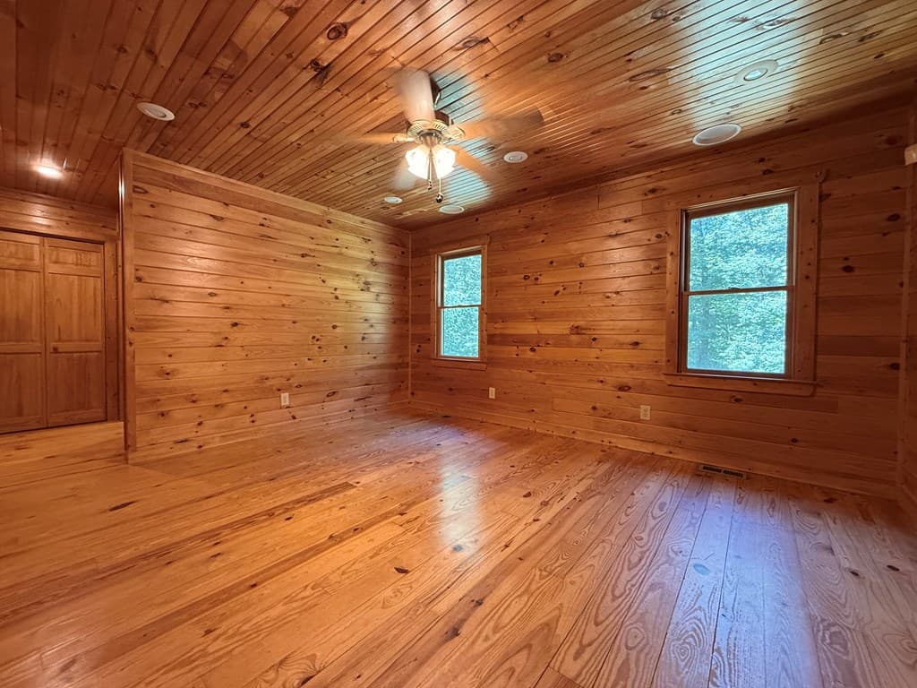 303 Pine Lane, Mineral Bluff GA 30559 - Photo