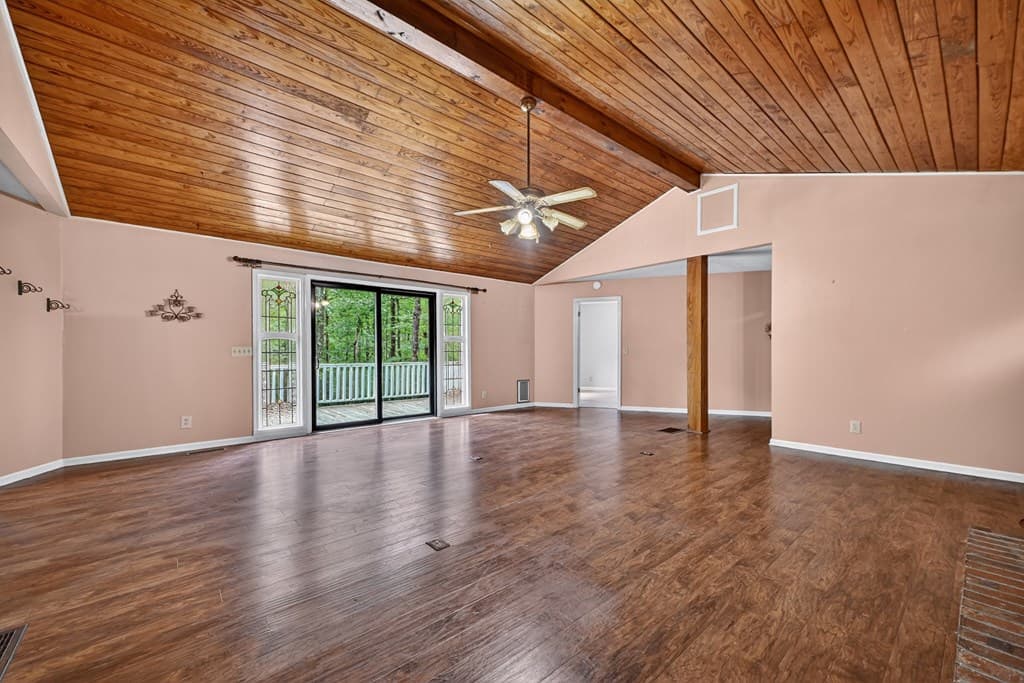 1076 Riverview Drive, Ellijay GA 30540 - Photo