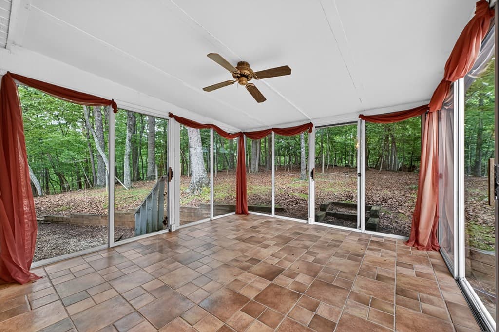 1076 Riverview Drive, Ellijay GA 30540 - Photo