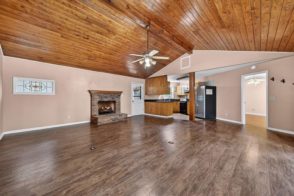 1076 Riverview Drive, Ellijay GA 30540 - Photo