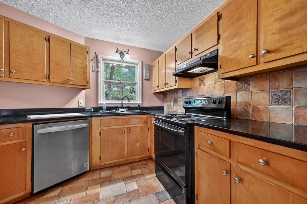 1076 Riverview Drive, Ellijay GA 30540 - Photo