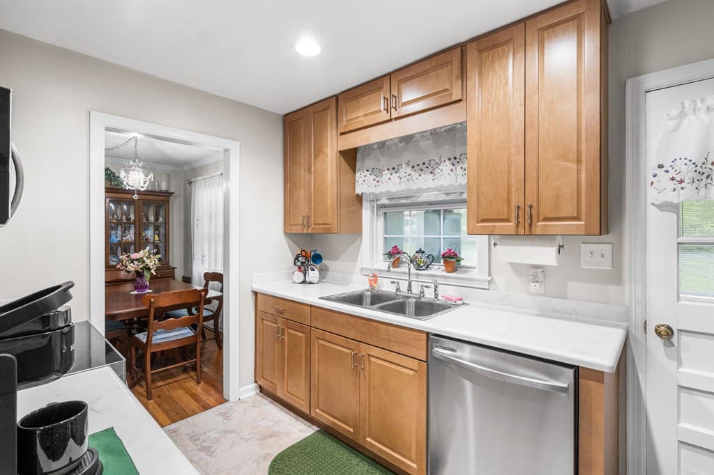 733 Bell Creek Road, Hiawassee GA 30546 - Photo
