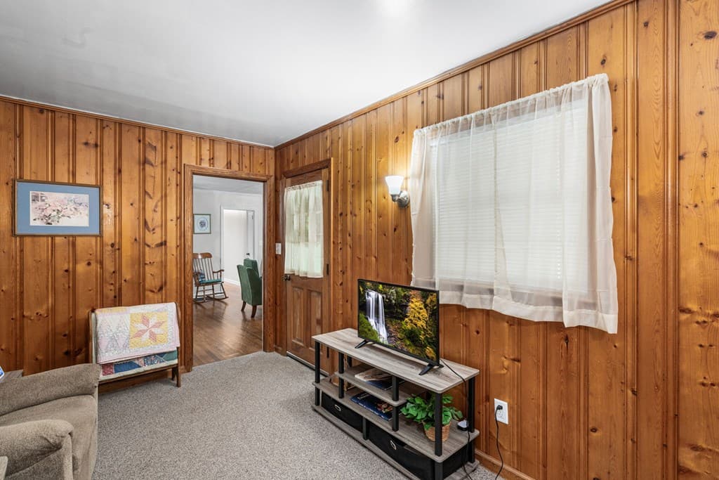 733 Bell Creek Road, Hiawassee GA 30546 - Photo