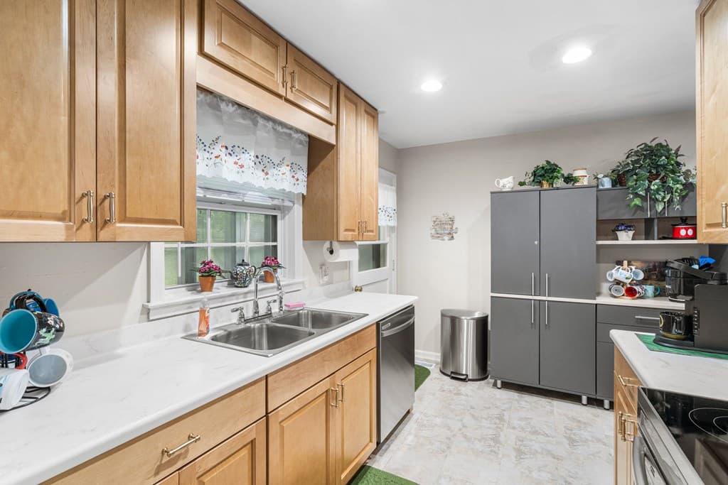 733 Bell Creek Road, Hiawassee GA 30546 - Photo
