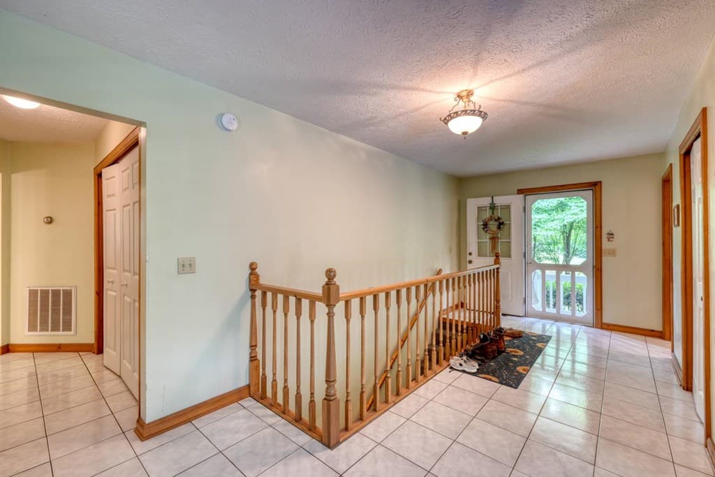 115 Ledge Lane, Blairsville GA 30512 - Photo
