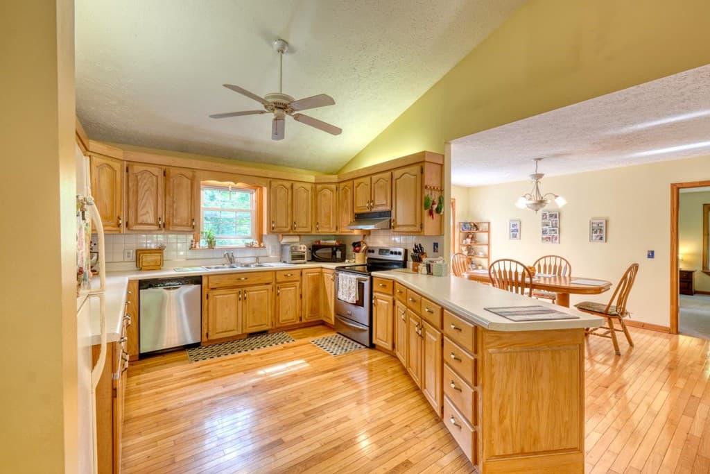 115 Ledge Lane, Blairsville GA 30512 - Photo