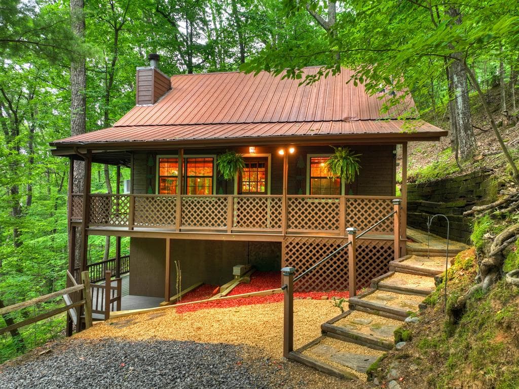 415 Walnut Mountain Road, Ellijay GA 30536 - Primary photo