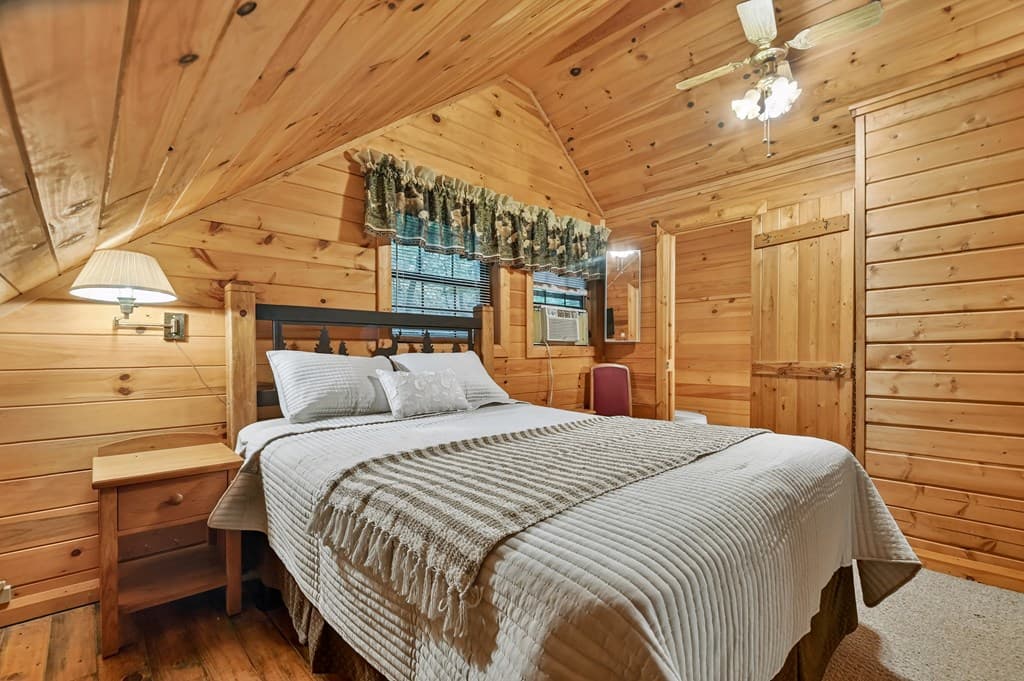 415 Walnut Mountain Road, Ellijay GA 30536 - Photo