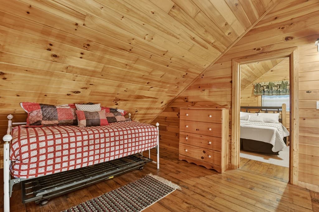 415 Walnut Mountain Road, Ellijay GA 30536 - Photo