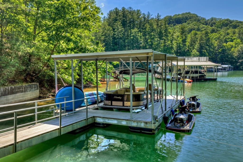 201 Highland Falls Road, Blue Ridge GA 30513 - Photo