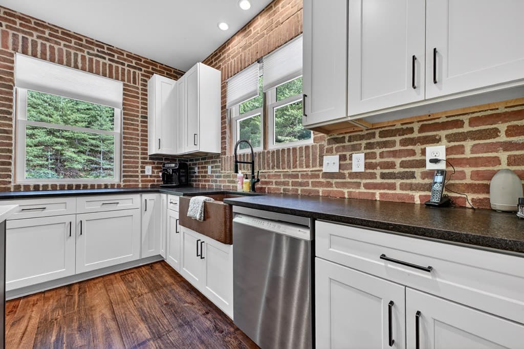 201 Highland Falls Road, Blue Ridge GA 30513 - Photo