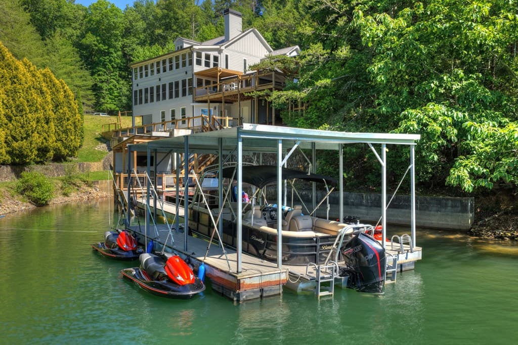 201 Highland Falls Road, Blue Ridge GA 30513 - Photo