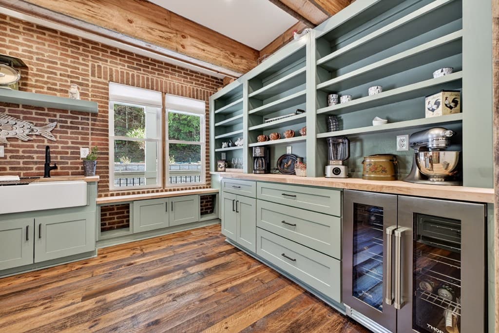201 Highland Falls Road, Blue Ridge GA 30513 - Photo