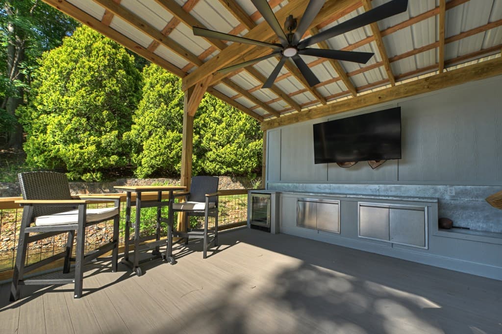 201 Highland Falls Road, Blue Ridge GA 30513 - Photo