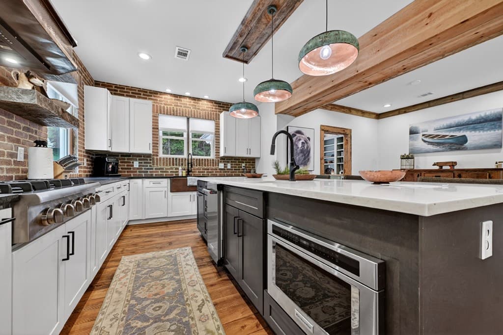 201 Highland Falls Road, Blue Ridge GA 30513 - Photo