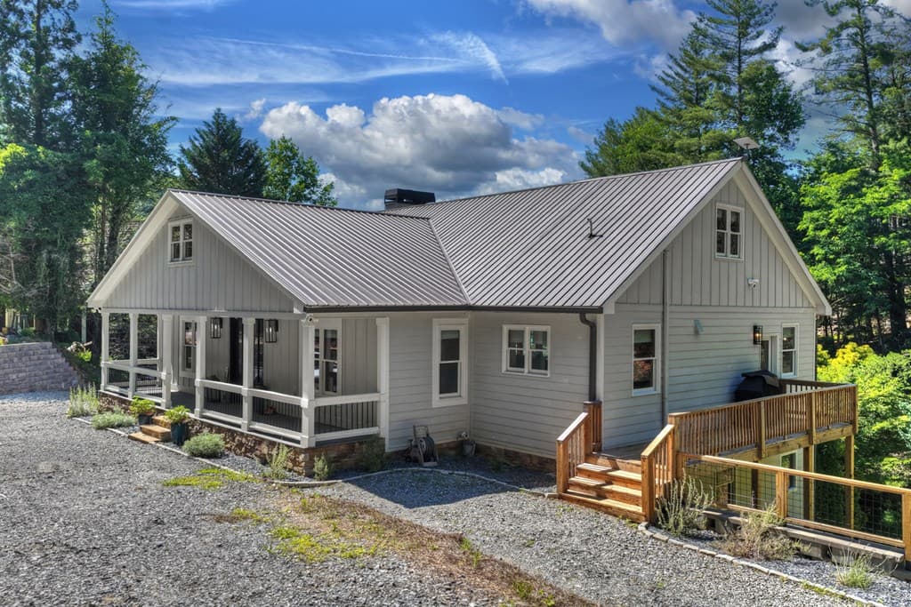 201 Highland Falls Road, Blue Ridge GA 30513 - Photo