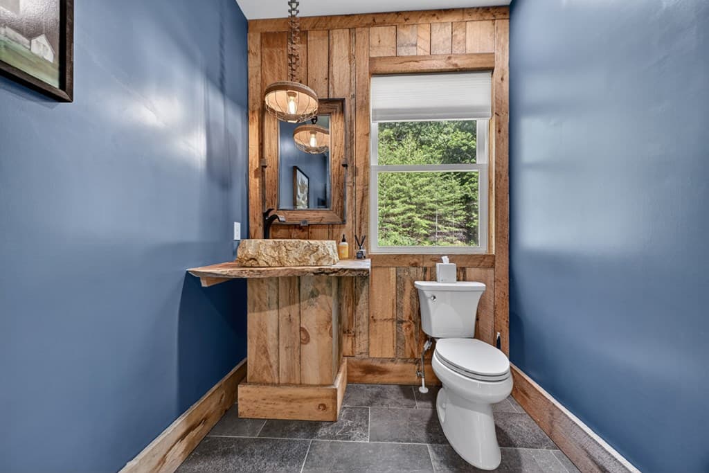 201 Highland Falls Road, Blue Ridge GA 30513 - Photo