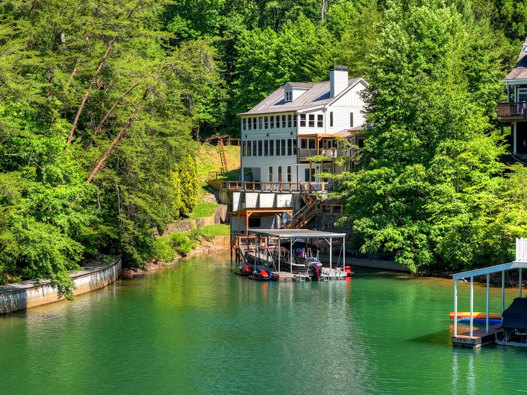 201 Highland Falls Road, Blue Ridge GA 30513 - Photo
