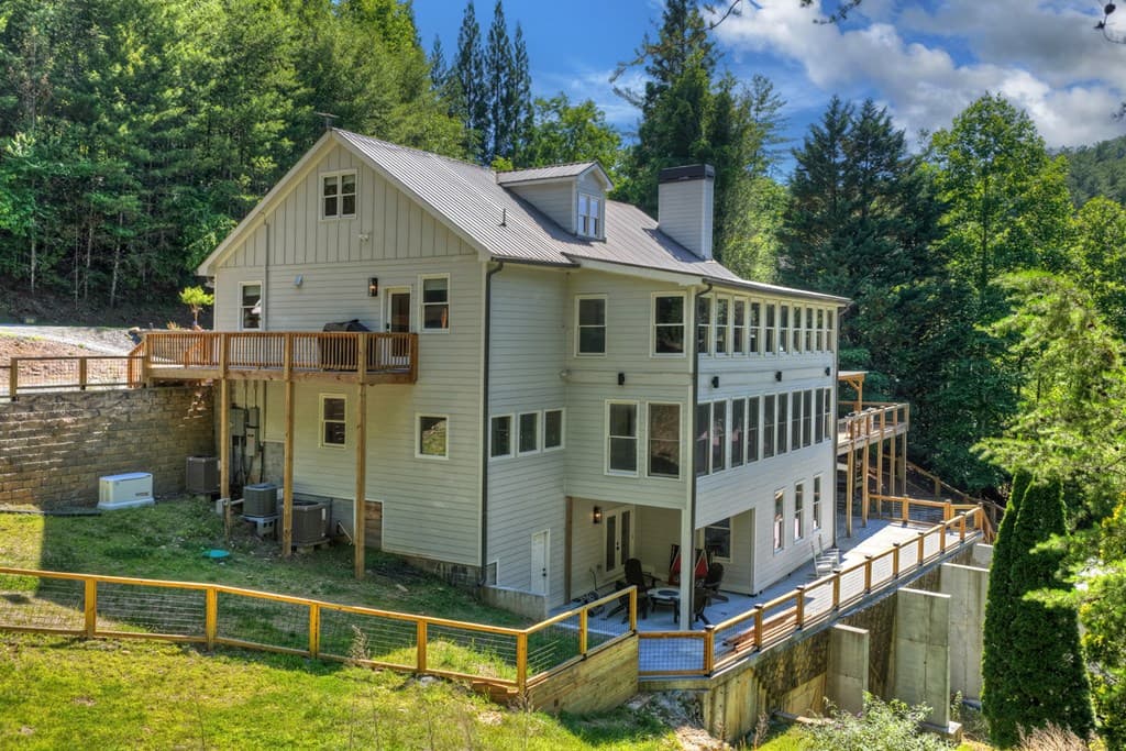 201 Highland Falls Road, Blue Ridge GA 30513 - Photo
