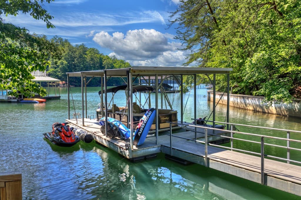 201 Highland Falls Road, Blue Ridge GA 30513 - Photo