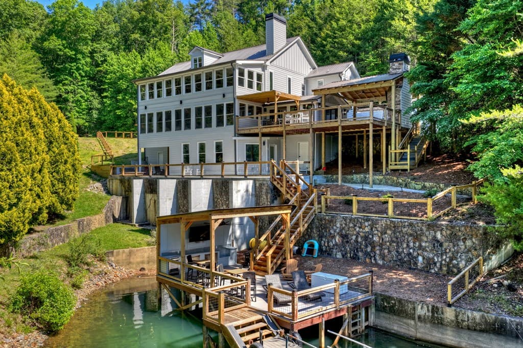 201 Highland Falls Road, Blue Ridge GA 30513 - Photo