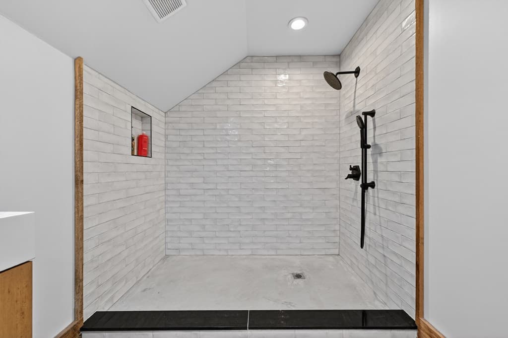 201 Highland Falls Road, Blue Ridge GA 30513 - Photo