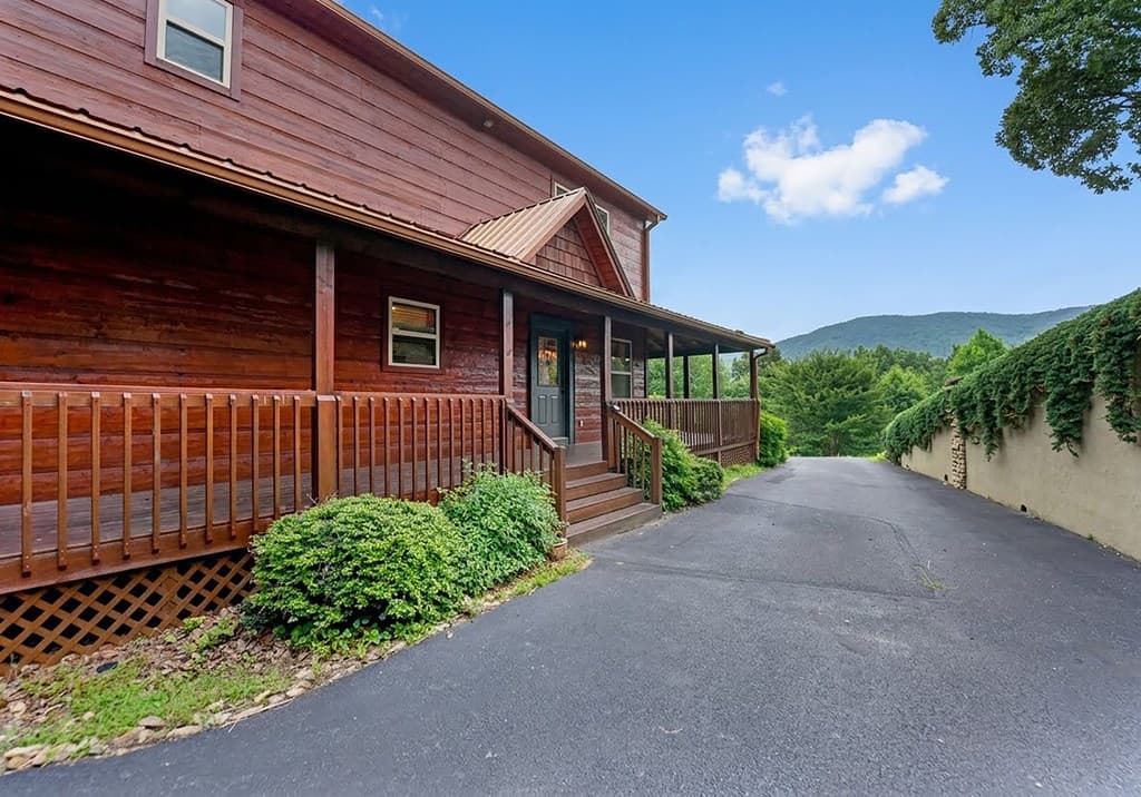224 Crest Road, Blairsville GA 30512 - Photo