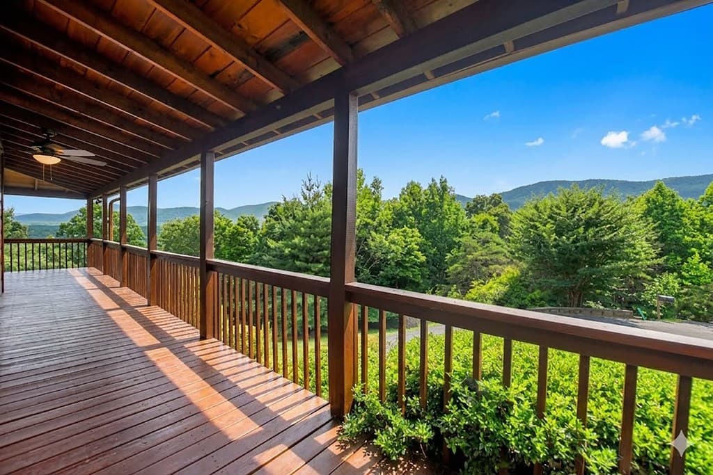 224 Crest Road, Blairsville GA 30512 - Photo