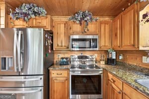 649 Weaver Creek Way, Blue Ridge GA 30513 - Photo
