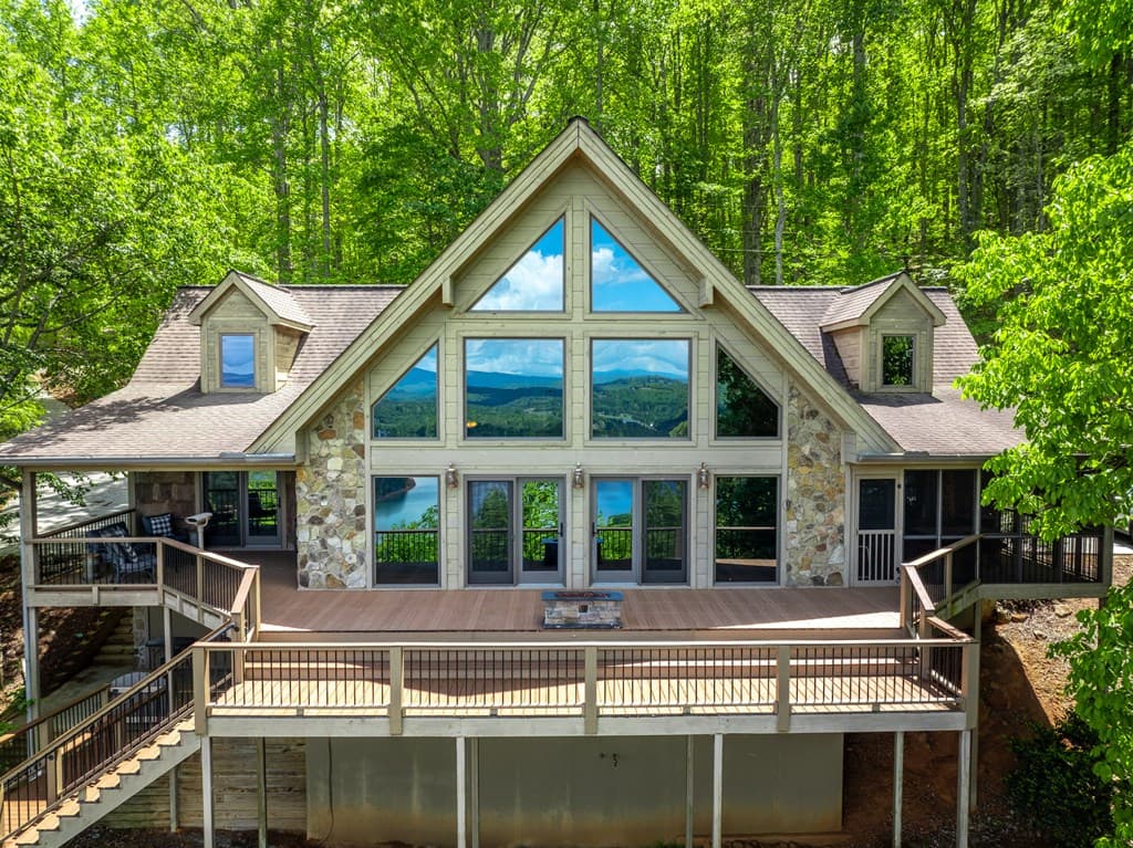 928 Kirkland Drive, Hiawassee GA 30546 - Photo
