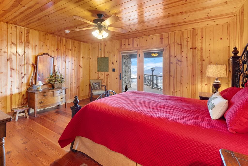 928 Kirkland Drive, Hiawassee GA 30546 - Photo