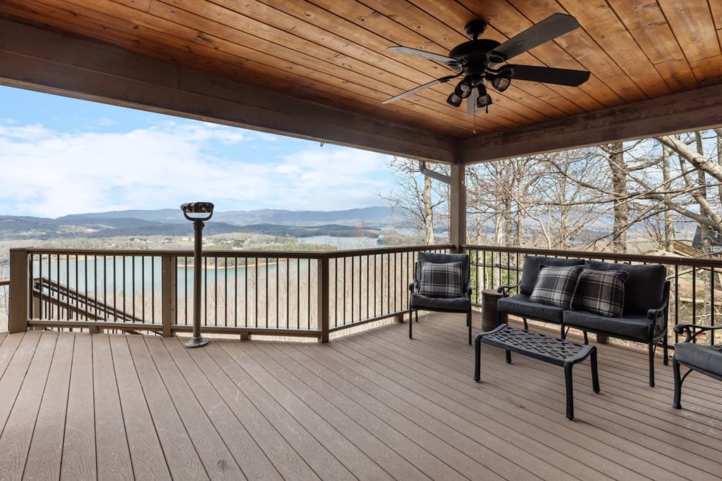 928 Kirkland Drive, Hiawassee GA 30546 - Photo