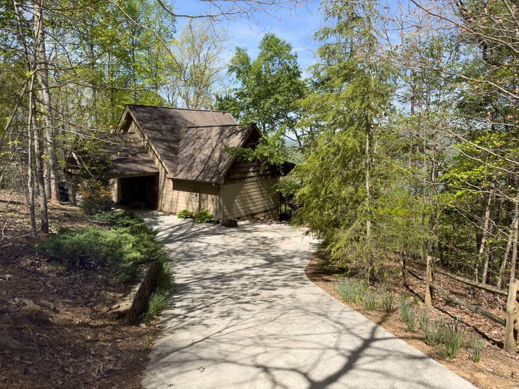 928 Kirkland Drive, Hiawassee GA 30546 - Photo