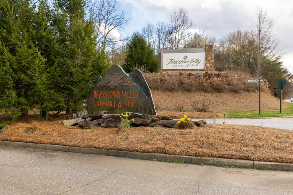 928 Kirkland Drive, Hiawassee GA 30546 - Photo