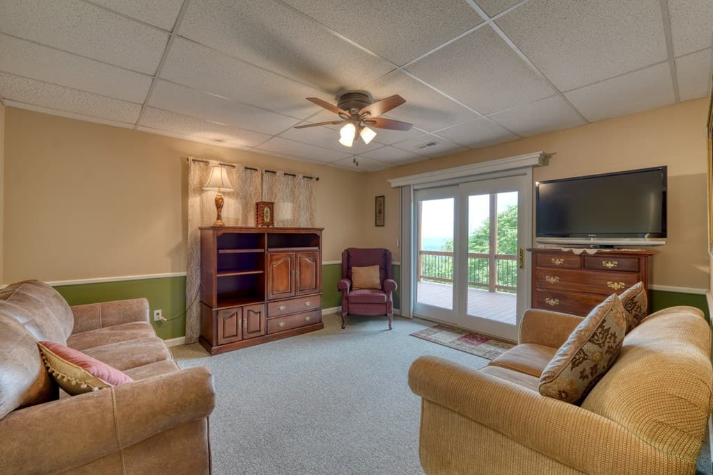 880 Locust Trail, Hiawassee GA 30546 - Photo