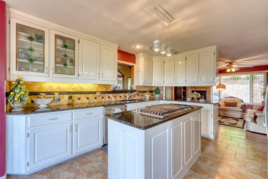 880 Locust Trail, Hiawassee GA 30546 - Photo
