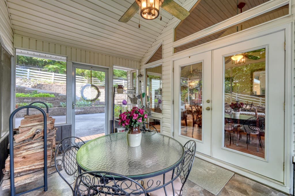 880 Locust Trail, Hiawassee GA 30546 - Photo