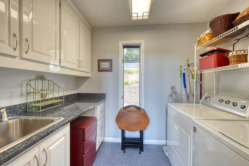 880 Locust Trail, Hiawassee GA 30546 - Photo