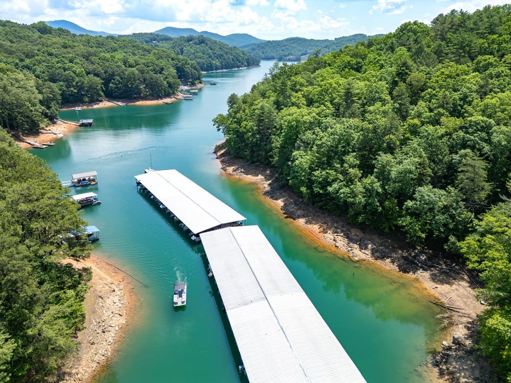 400 Harbor Cove Lane, Murphy NC 28906 - Photo