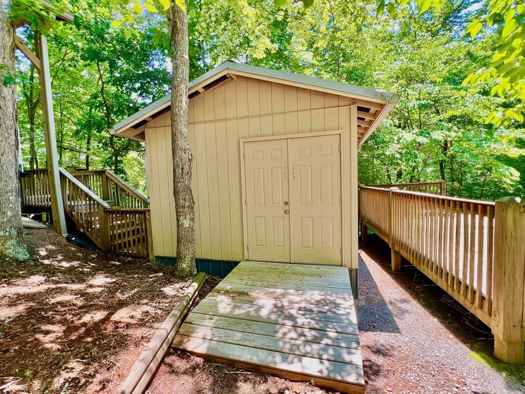 28 11th Street, Ellijay GA 30540 - Photo