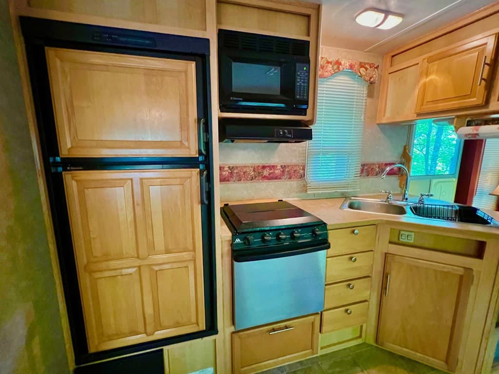 28 11th Street, Ellijay GA 30540 - Photo