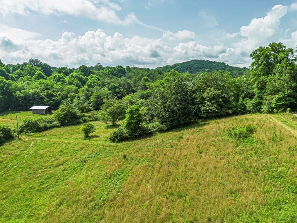 541 Pleasant Hill Road, Copperhill TN 37317 - Photo