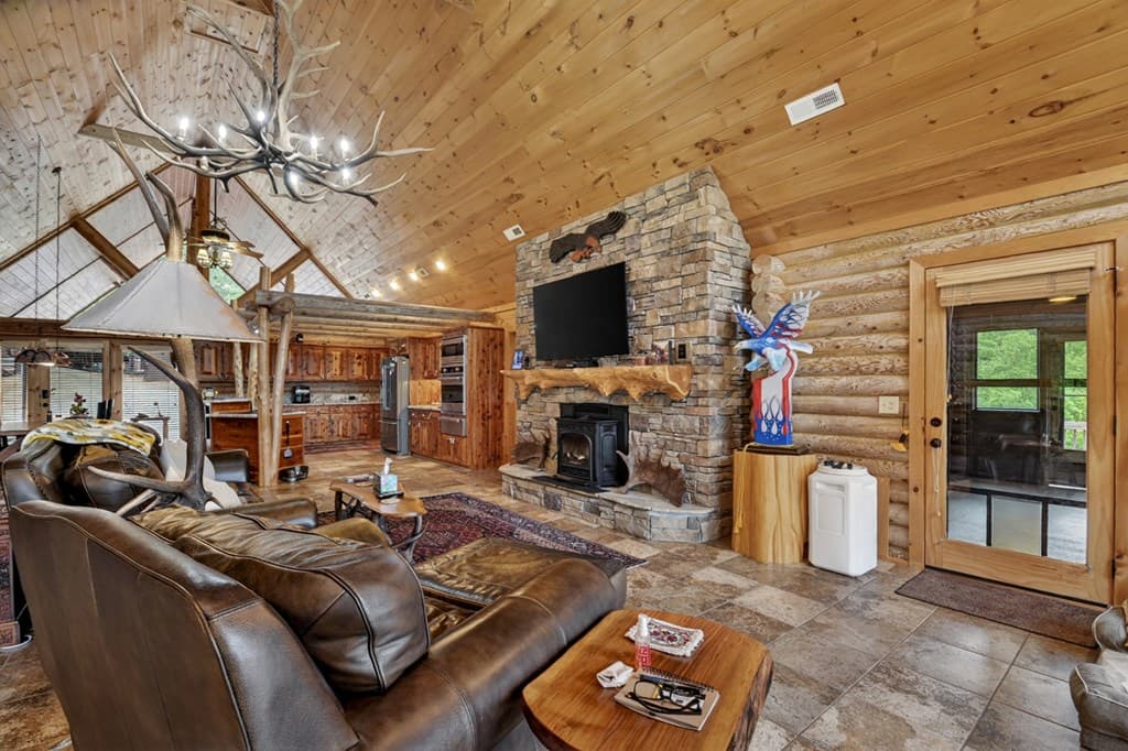 328 Arapaho Walk, Mineral Bluff GA 30559 - Photo