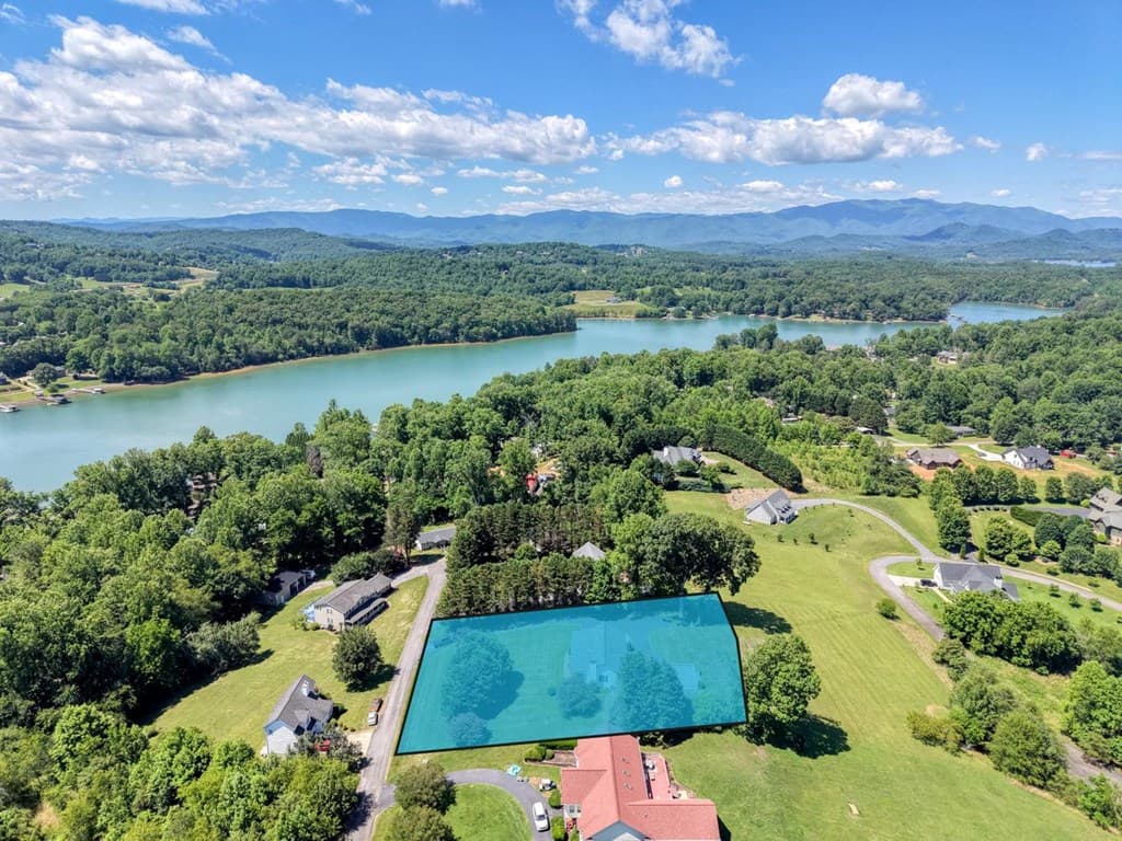 2112 J V Ledford Road, Young Harris GA 30582 - Photo