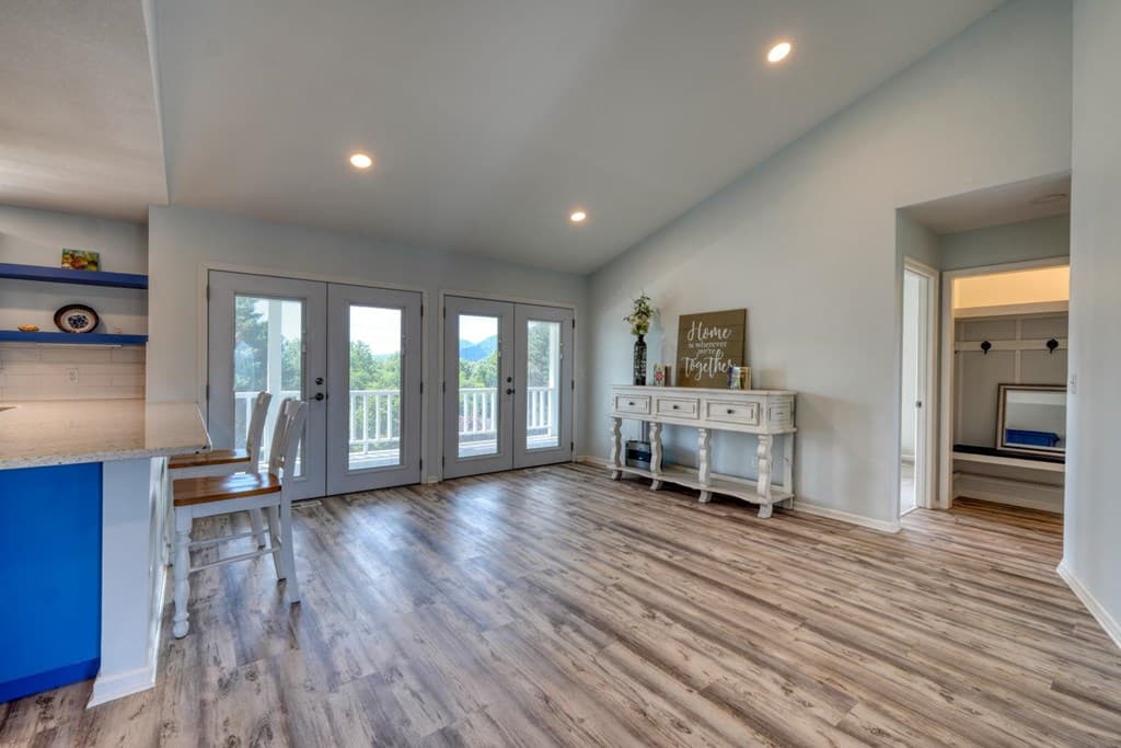 2112 J V Ledford Road, Young Harris GA 30582 - Photo