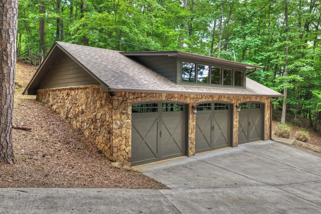 192 Delphi Hills Lane, Mccaysville GA 30555 - Photo
