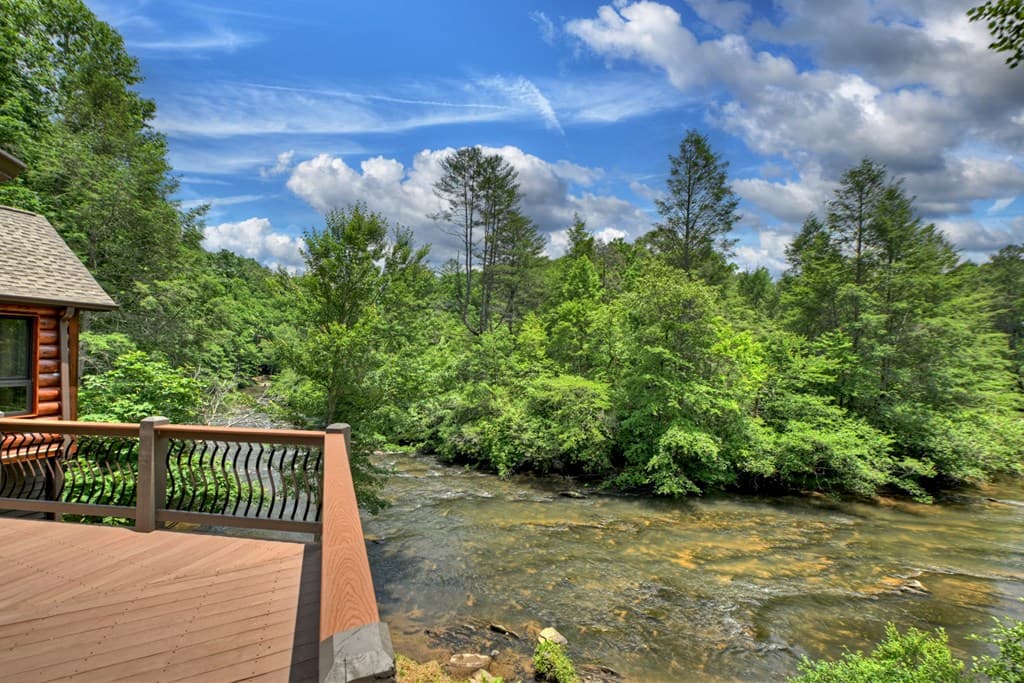 192 Delphi Hills Lane, Mccaysville GA 30555 - Photo