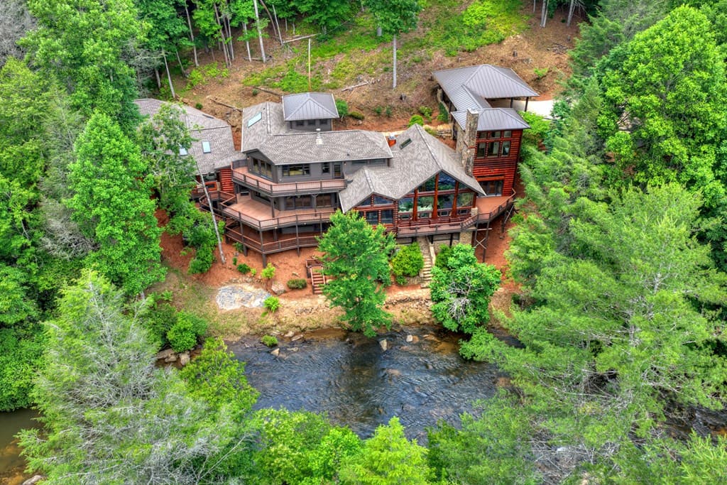 192 Delphi Hills Lane, Mccaysville GA 30555 - Photo
