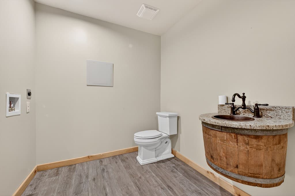 192 Delphi Hills Lane, Mccaysville GA 30555 - Photo